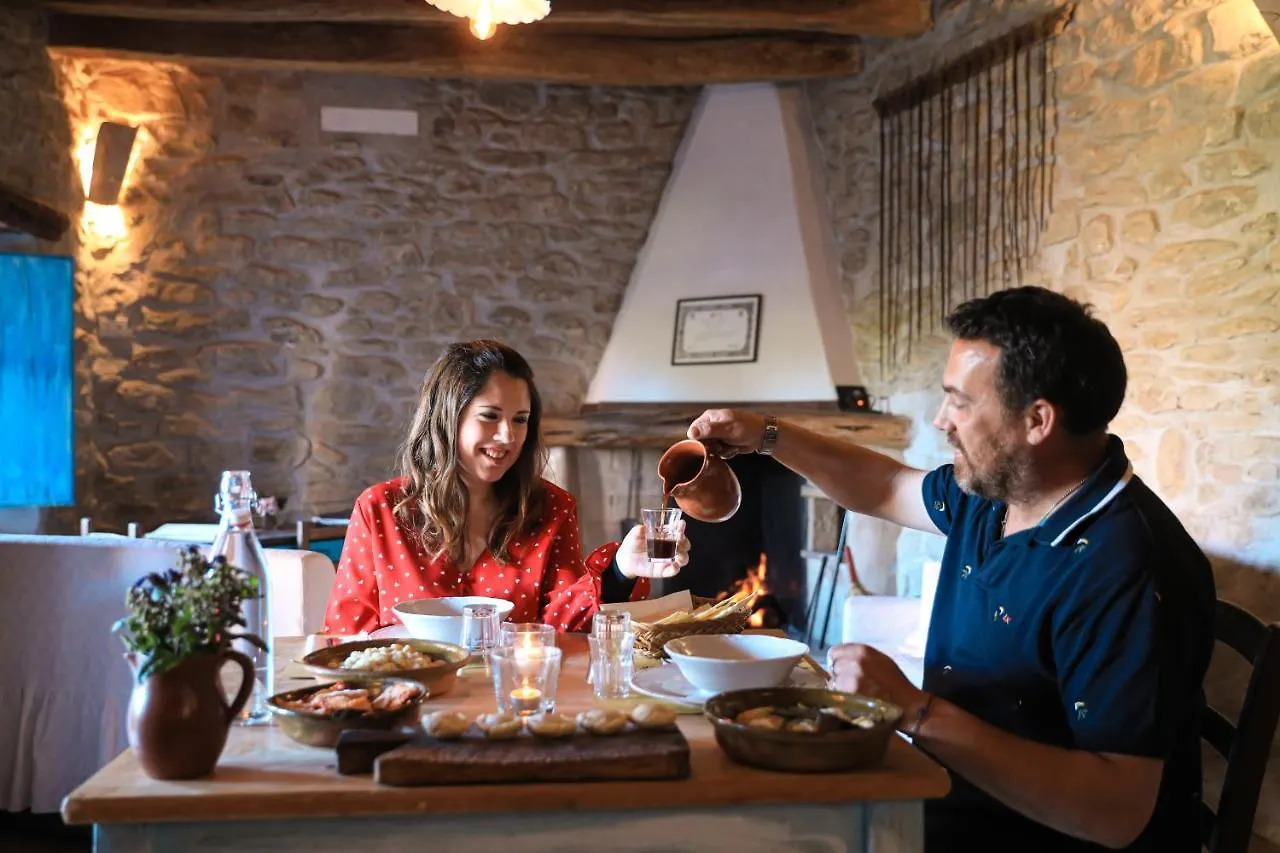 Domu Antiga Bed & Breakfast Gergei
